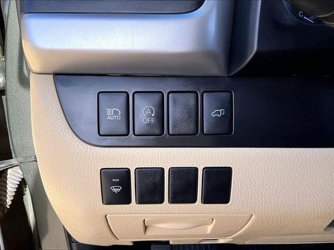 Used 2018 Toyota Highlander XLE image 33