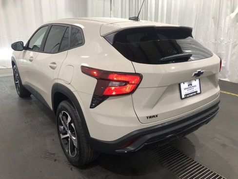 New 2026 Chevrolet Trax RS w/ Driver Confidence Package image 6