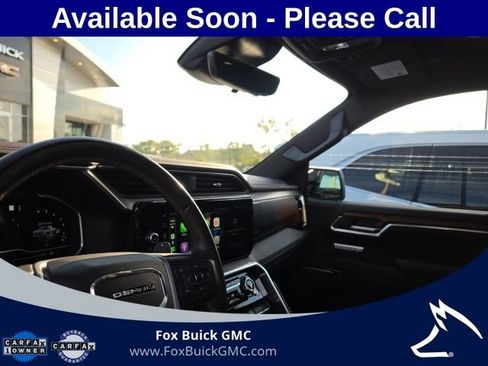 Used 2022 GMC Sierra 1500 Denali w/ Denali Reserve Package AWD/4WD image 10