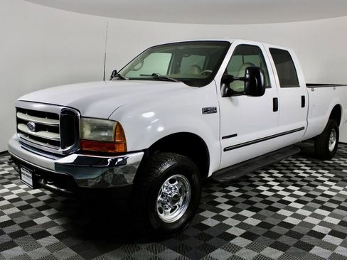 Used 2000 Ford F350 Lariat image 3
