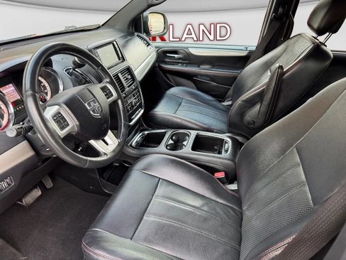 Used 2013 Dodge Grand Caravan R/T w/ Safety Sphere Group FWD image 12