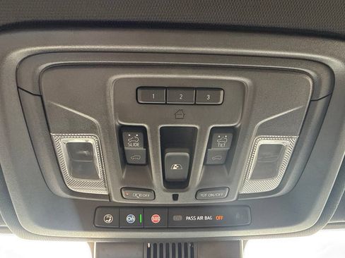 Certified 2024 GMC Sierra 1500 AT4 w/ AT4 Premium Package AWD/4WD image 31