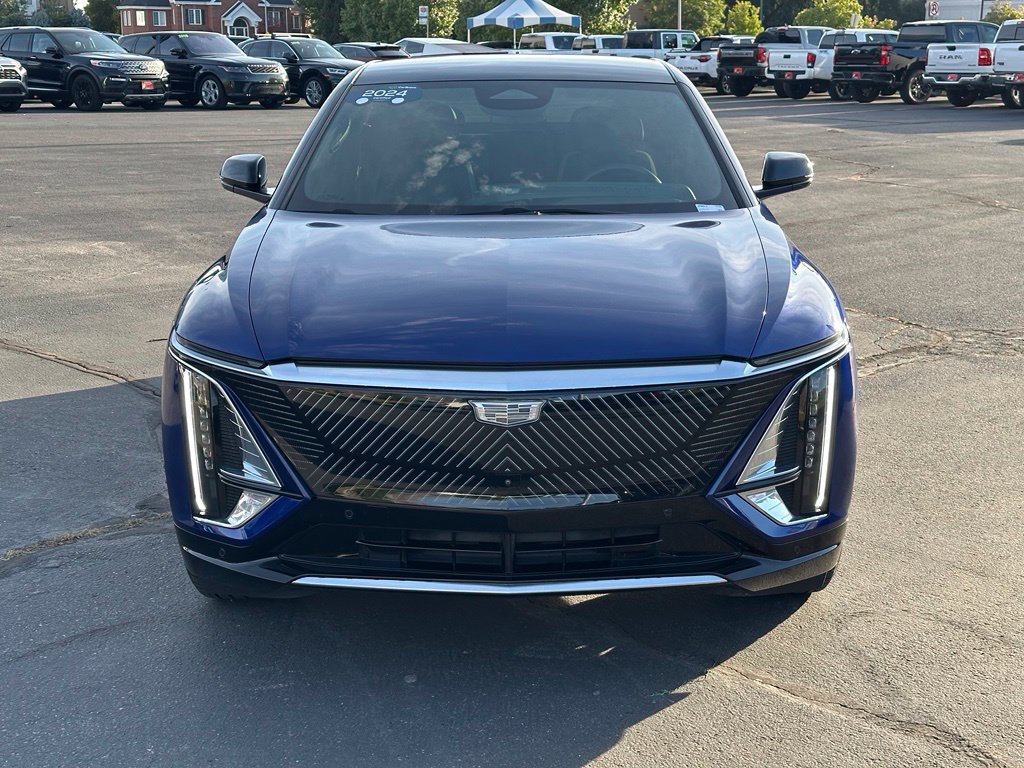 Certified 2024 Cadillac Lyriq Tech w/ Driver Assist Package AWD/4WD image 10