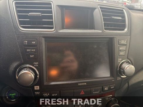 Used 2012 Toyota Highlander Limited image 15