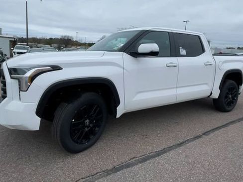 New 2026 Toyota Tundra SR5 AWD/4WD image 6
