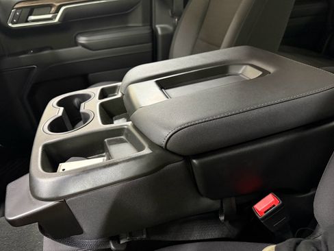 Certified 2024 Chevrolet Silverado 1500 LT AWD/4WD image 39