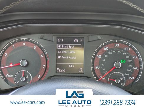 Used 2021 Volkswagen Jetta SE image 23