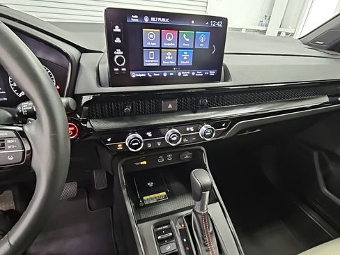 Used 2025 Honda CR-V Sport Touring image 13
