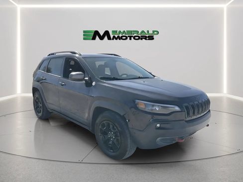 Used 2020 Jeep Cherokee Trailhawk image 1