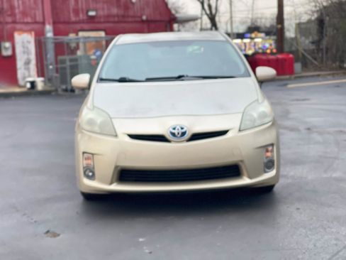 Used 2011 Toyota Prius Four image 2