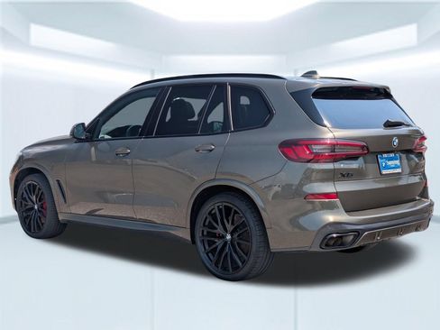 Used 2023 BMW X5 sDrive40i w/ M Sport Package RWD image 3