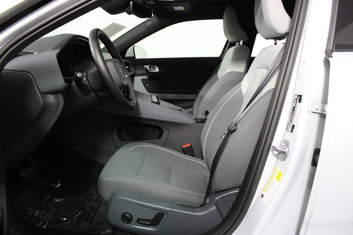 Used 2024 Polestar Polestar 2 AWD/4WD image 11