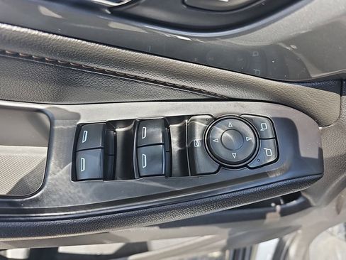 Used 2020 Chevrolet Traverse LS FWD image 33