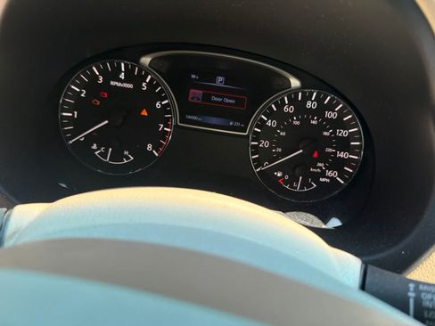 Used 2016 Nissan Altima 2.5 S w/ Power Driver Seat Package FWD image 9