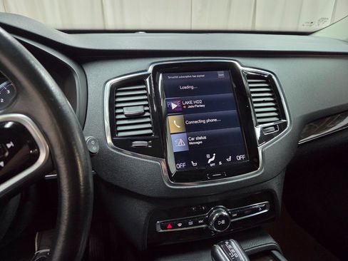 Used 2018 Volvo XC90 T6 Momentum w/ Convenience Package image 27