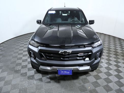 Used 2023 Chevrolet Colorado Trail Boss w/ Technology Package AWD/4WD image 3