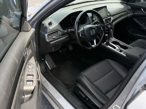 Used 2022 Honda Accord Sport image 10