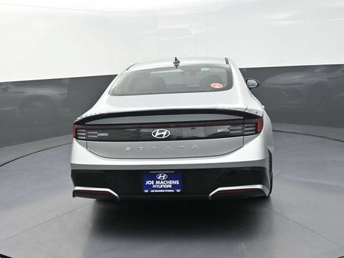 New 2026 Hyundai Sonata SEL FWD image 7