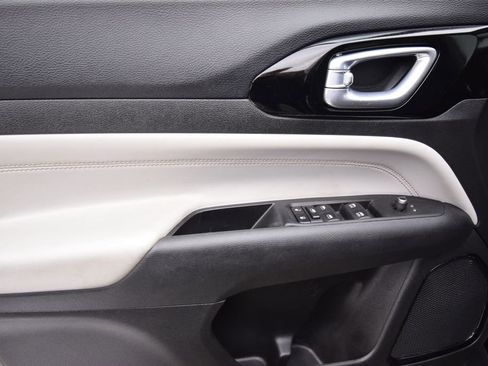 Used 2022 Jeep Compass Limited image 26