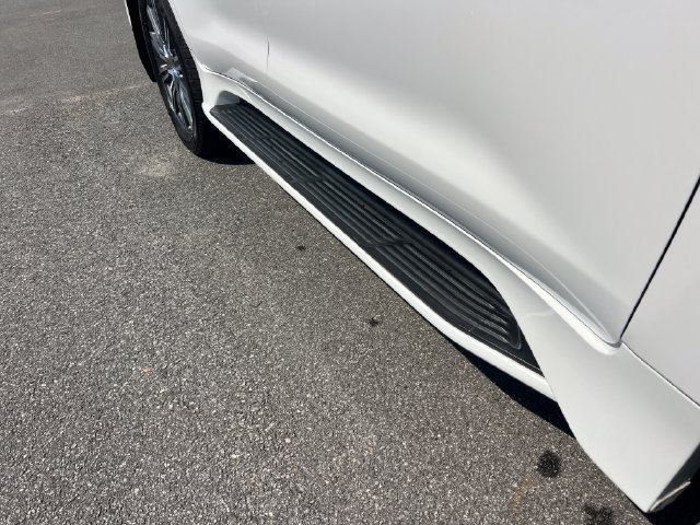 Used 2017 Lexus LX 570 4WD image 36