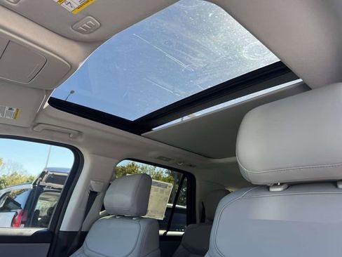 New 2025 Ford Expedition Max Active image 6