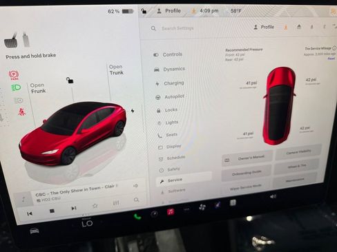 Used 2024 Tesla Model 3 Standard Range image 42