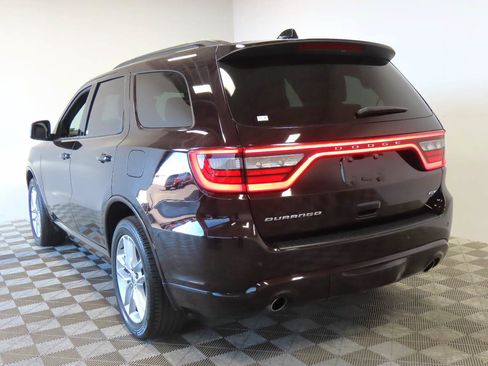 Used 2024 Dodge Durango GT RWD image 3