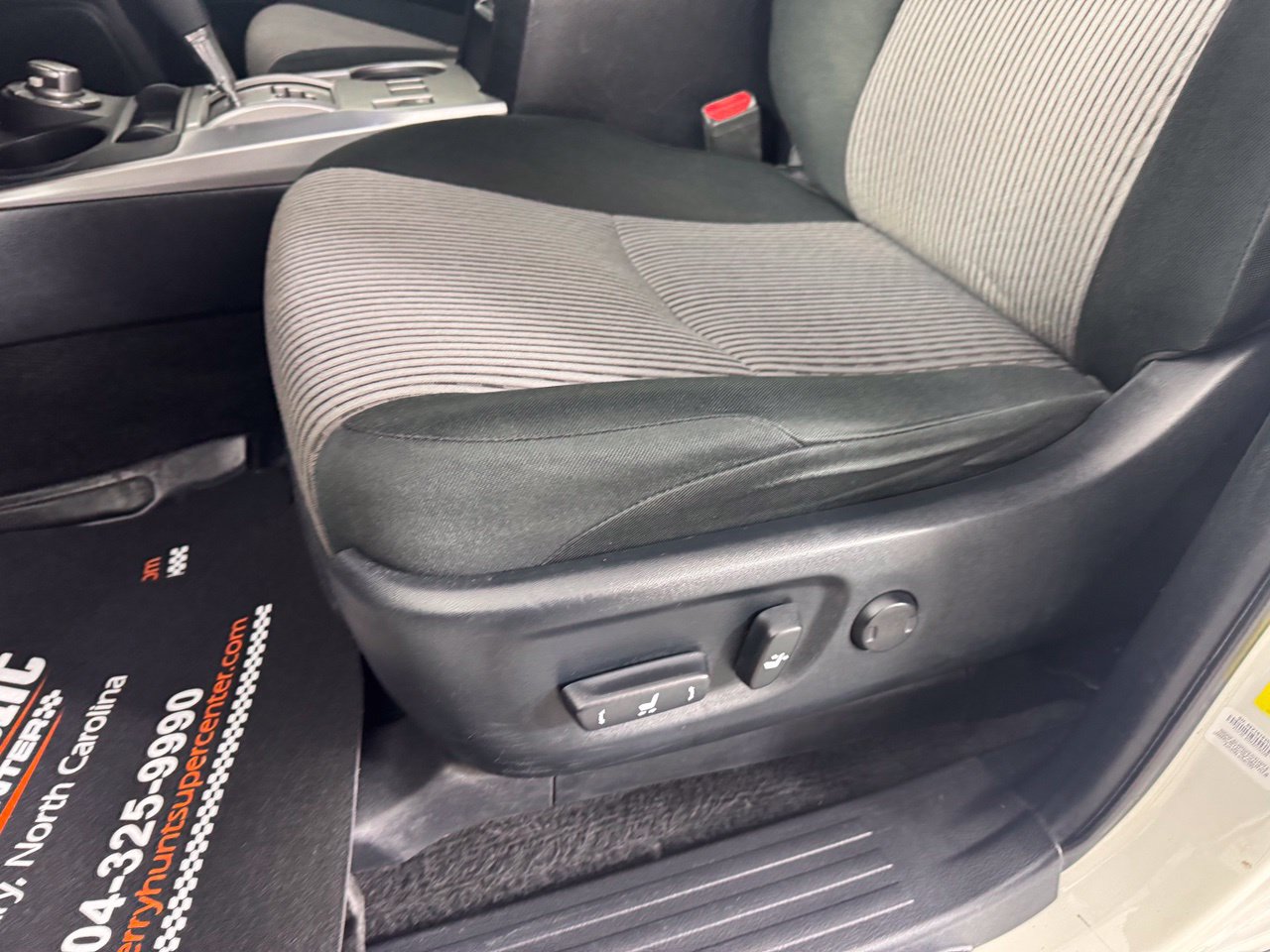 Used 2021 Toyota 4Runner SR5 AWD/4WD image 11
