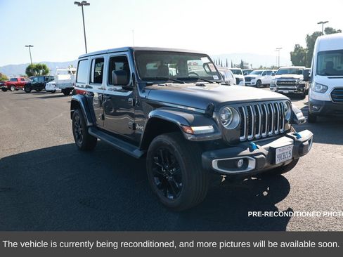 Used 2022 Jeep Wrangler Unlimited Sahara image 8
