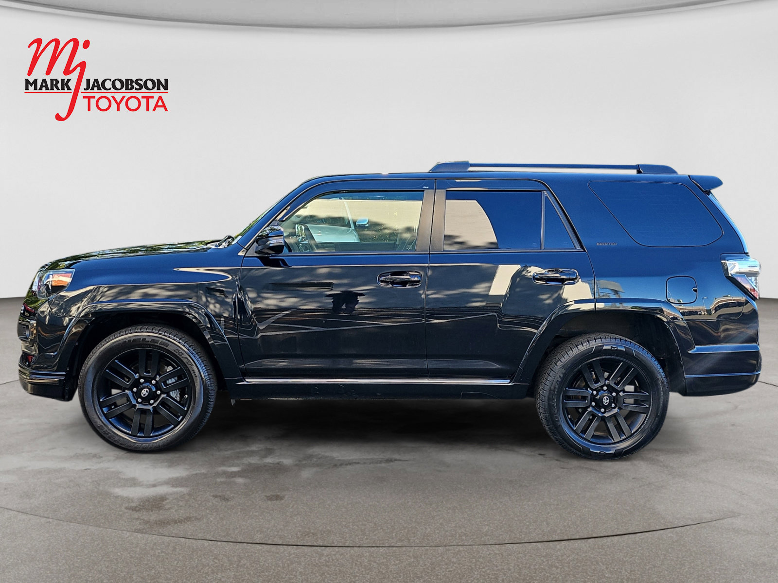 Used 2020 Toyota 4Runner Nightshade AWD/4WD image 15