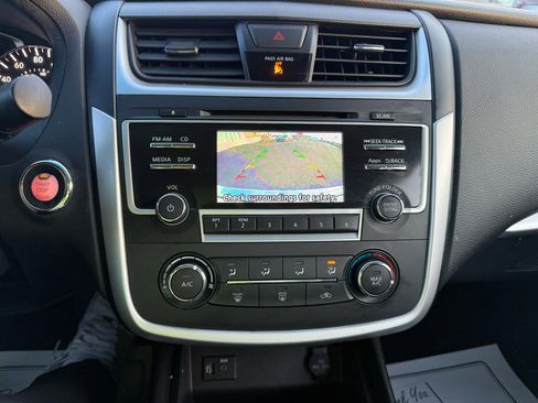 Used 2016 Nissan Altima 2.5 S w/ Power Driver Seat Package image 15
