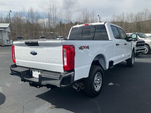 New 2026 Ford F250 XL image 5