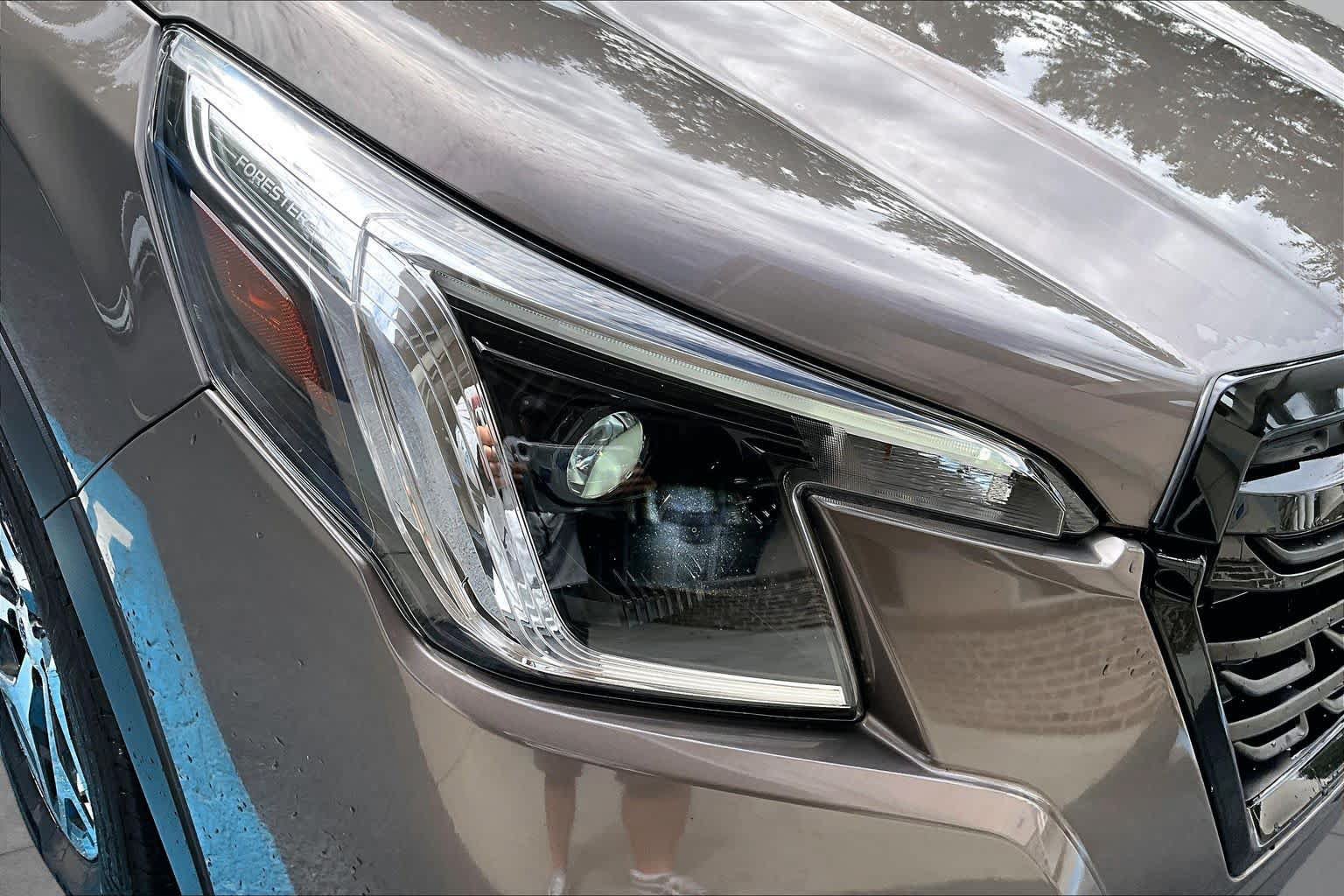Used 2023 Subaru Forester Premium AWD/4WD image 55