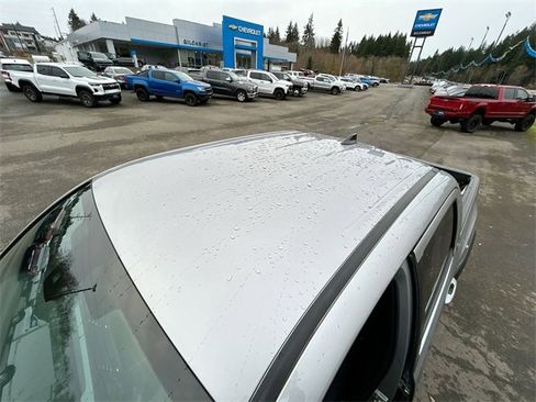 Used 2020 Toyota Tacoma TRD Off-Road image 18