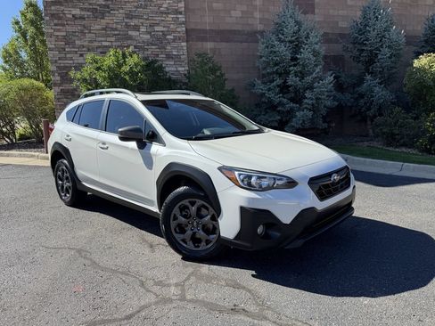 Used 2023 Subaru Crosstrek 2.5i Sport w/ Popular Package #3 AWD/4WD image 2