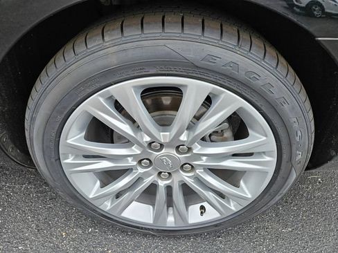 Used 2019 Cadillac XTS Luxury FWD image 14