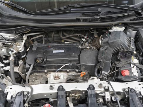 Used 2016 Honda CR-V SE image 28