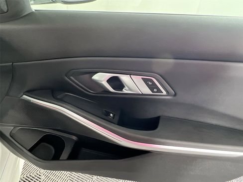 Certified 2022 BMW 330i xDrive 330i xDrive w/ Premium Package image 29