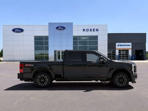 New 2026 Ford F350 Platinum w/ FX4 Off-Road Package AWD/4WD image 5