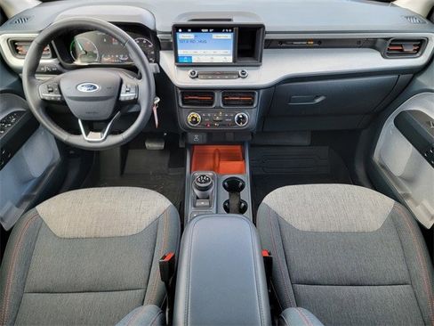 Certified 2023 Ford Maverick XLT w/ XLT Luxury Package image 26