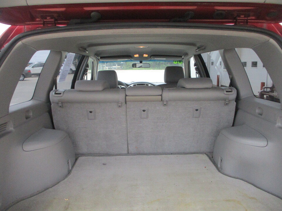 Used 2006 Toyota Highlander 2WD w/ Cold Weather Pkg image 6