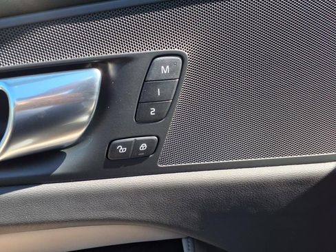 New 2026 Volvo XC60 B5 Plus w/ Protection Package Premier image 12