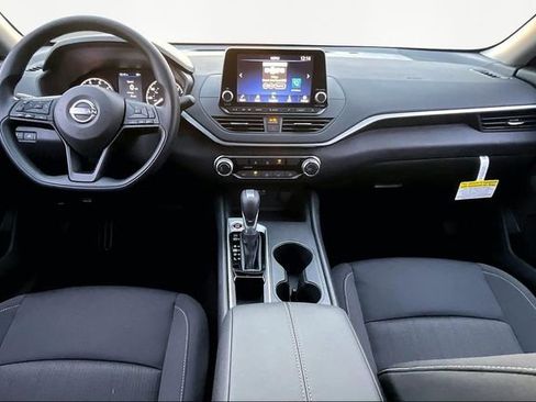 New 2025 Nissan Altima 2.5 S image 5