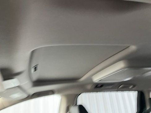 New 2026 Honda Odyssey Touring image 7