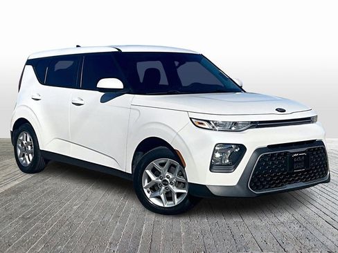 Used 2020 Kia Soul S image 11