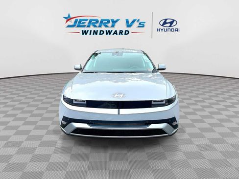 New 2026 Hyundai Ioniq 5 SEL image 3