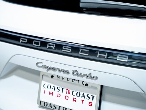 Used 2021 Porsche Cayenne Turbo image 12