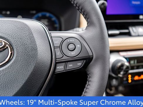 New 2025 Toyota RAV4 Limited image 25