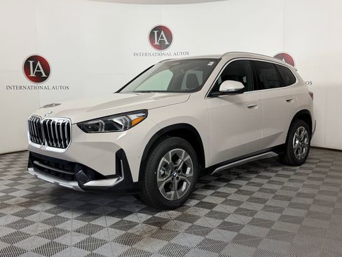 New 2026 BMW X1 xDrive28i w/ Technology Package AWD/4WD image 3