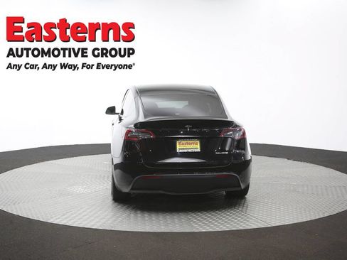 Used 2023 Tesla Model Y Performance AWD/4WD image 32